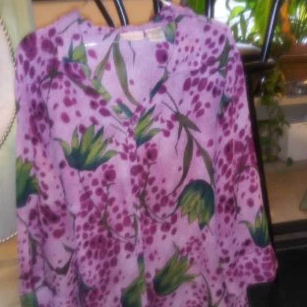 ****5 for $20**** Cranberry Blouse